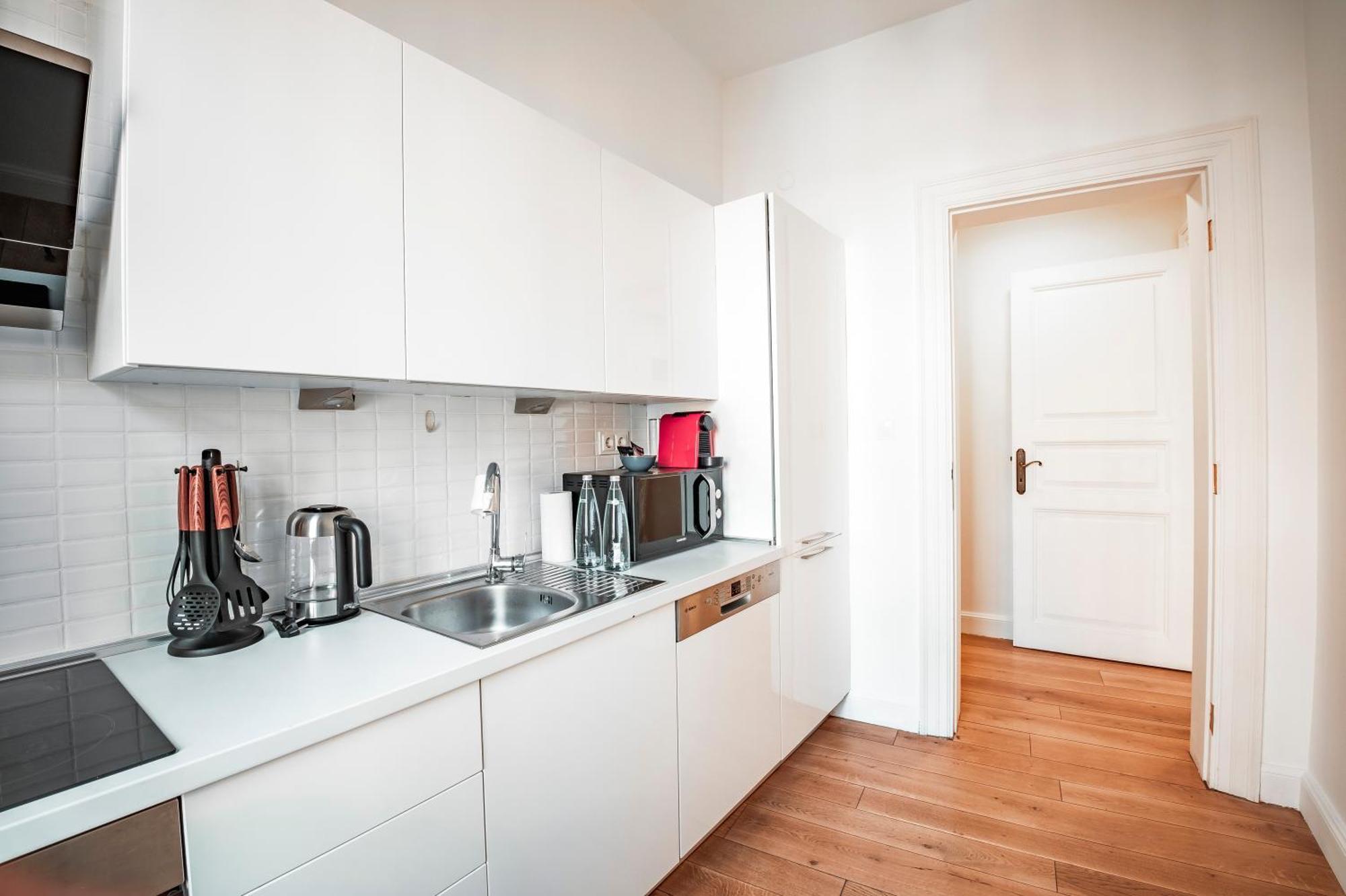 Homie Suites - Historical Apartment Nearby Galata Tower Istanbul Room photo